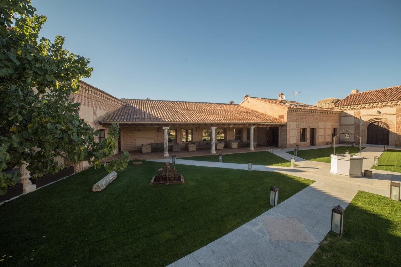 Posada Isabel De Castilla Madrigal de las Altas Torres Kültér fotó